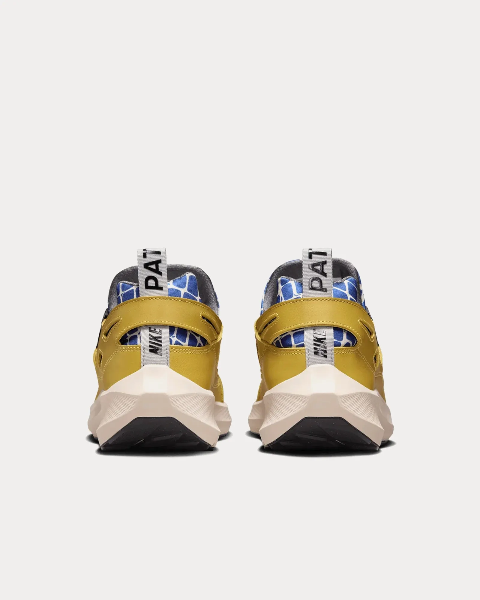 Air Huarache Saffron Quartz Slip On Sneakers