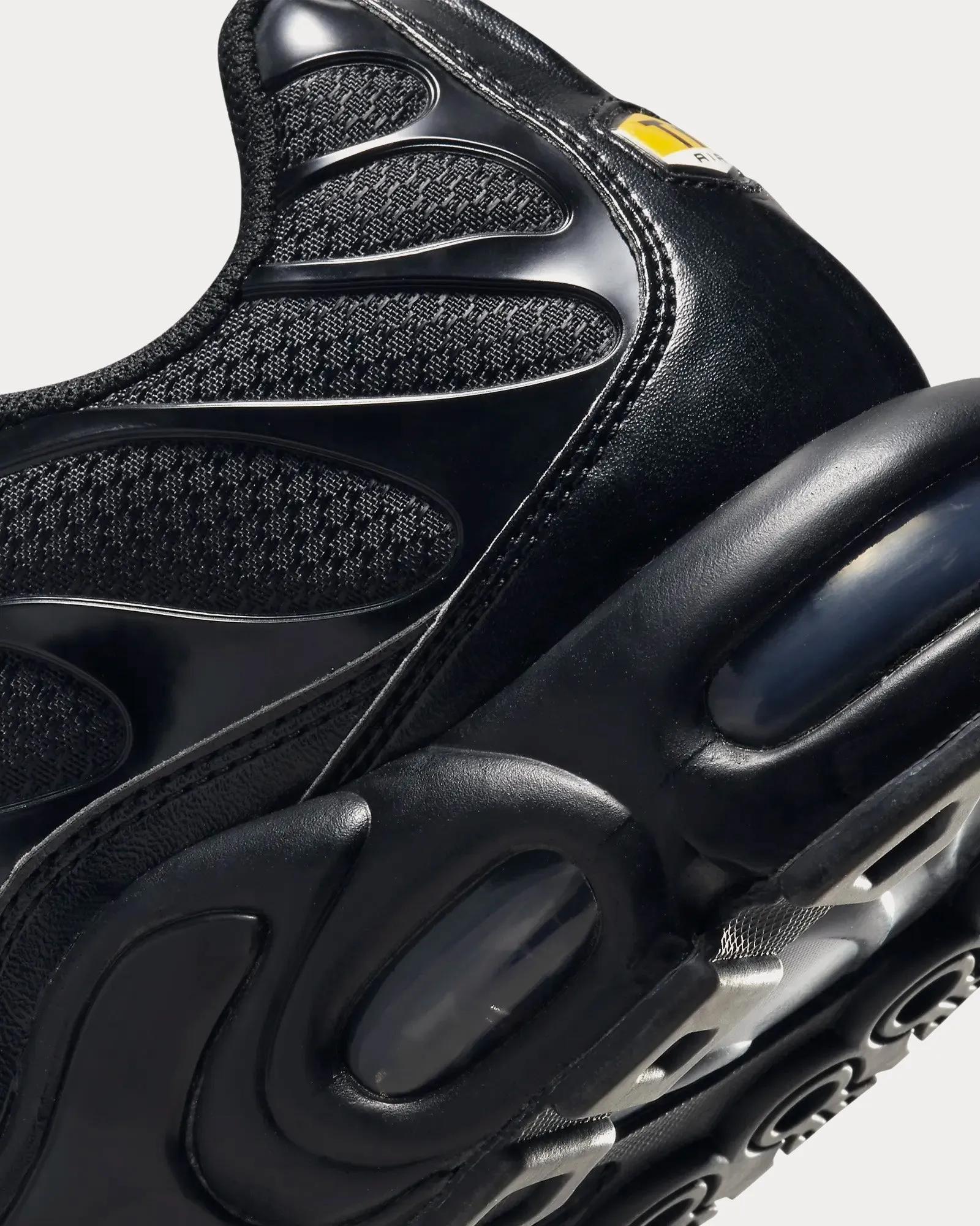Air Max Plus 98 Black / Black / Black Low Top Sneakers