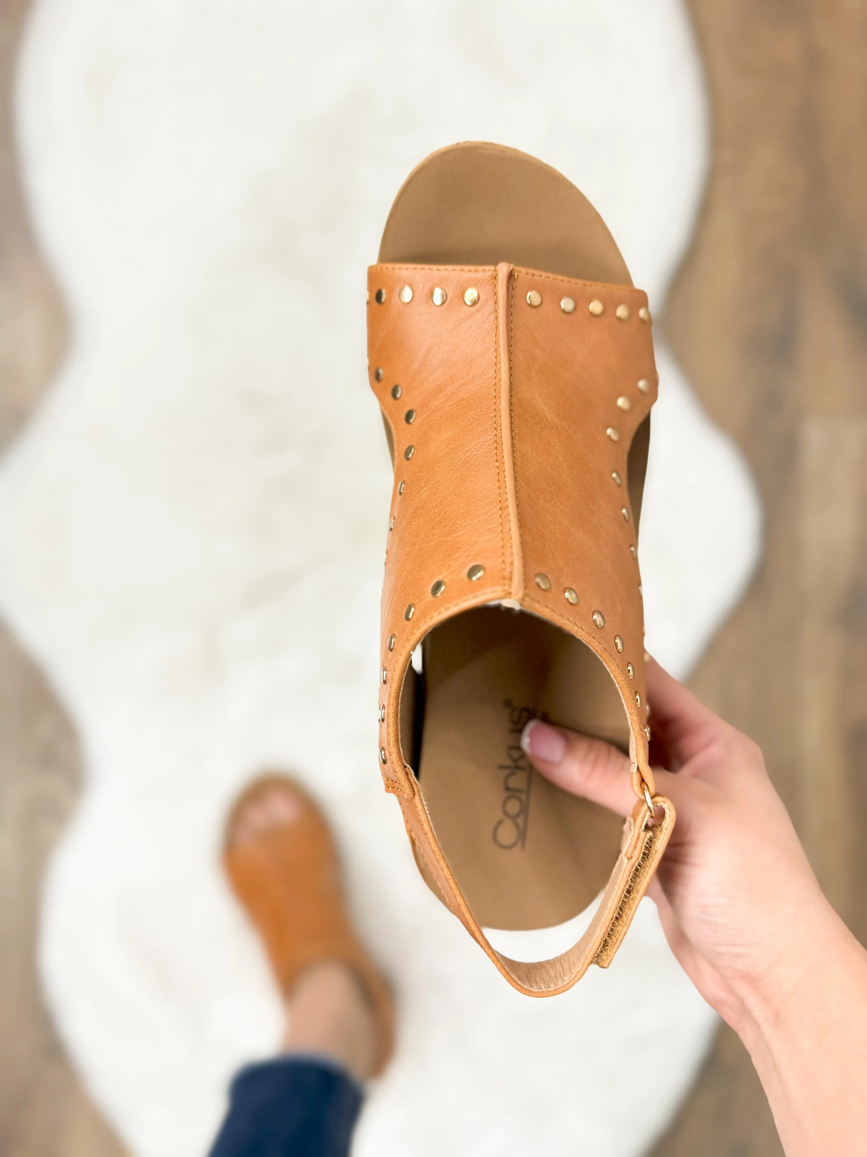 Corkys Carley Wedges - Cognac Studs
