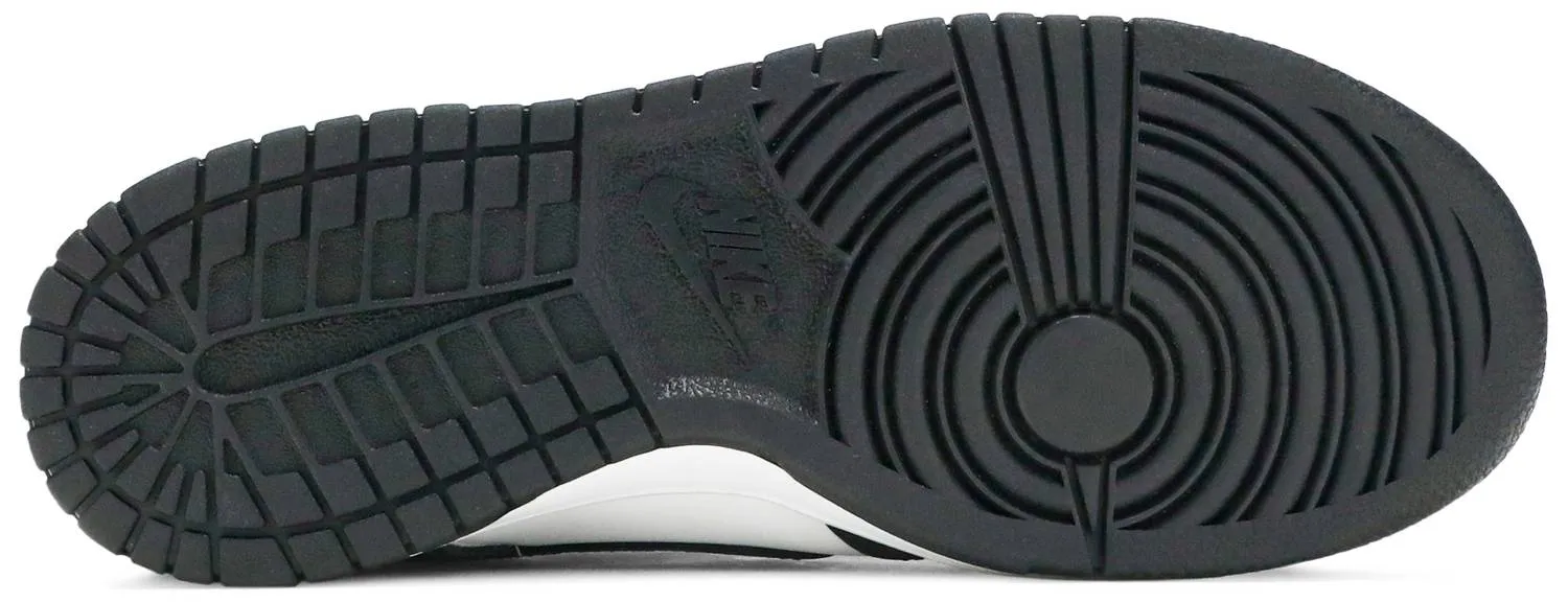 Dunk Low GS 'Black White / Panda'