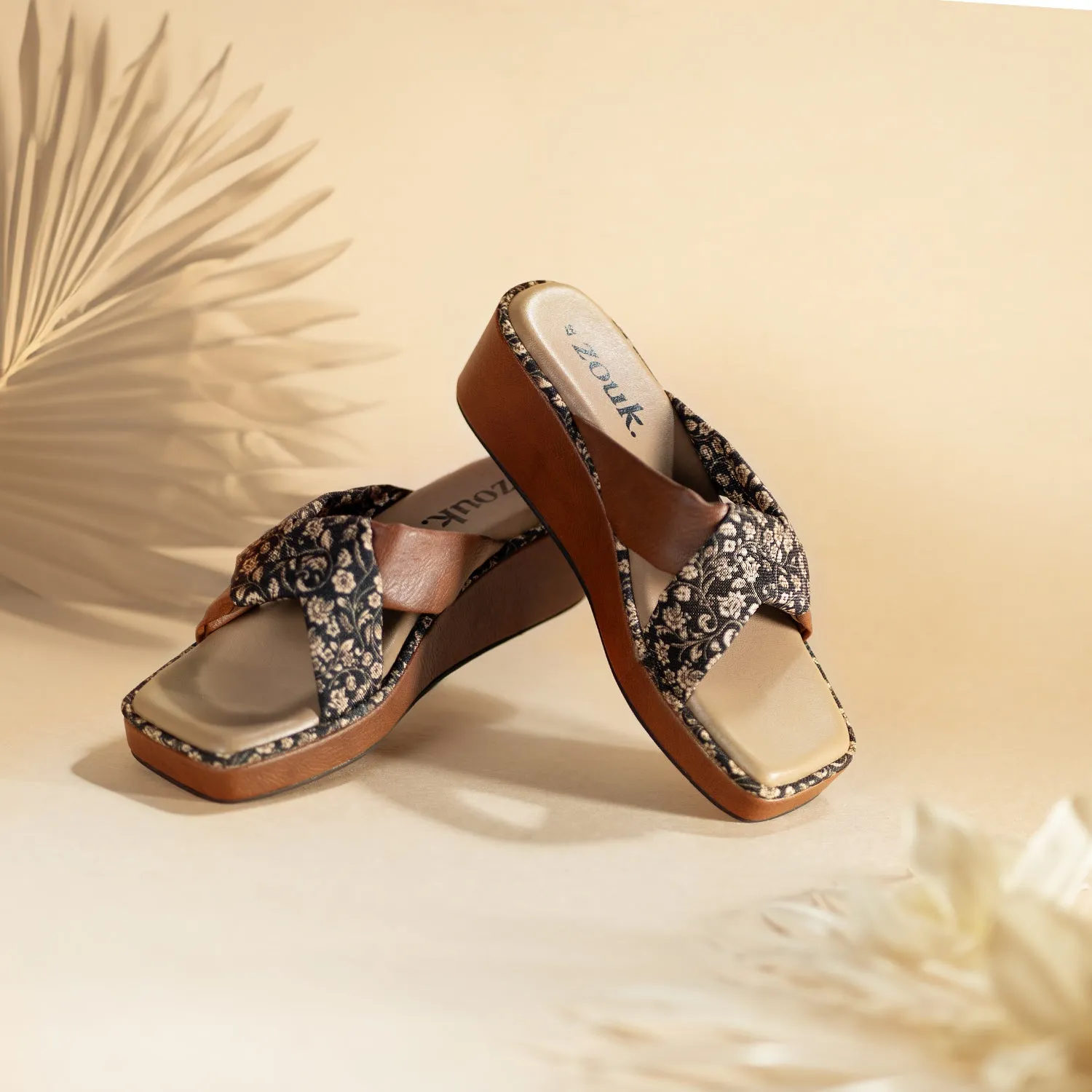 Sanjan Jaali Cross Wedges