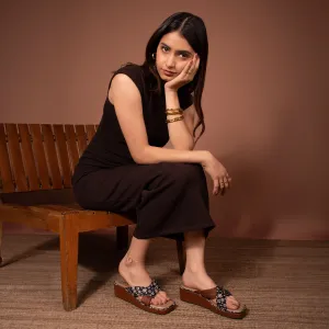 Sanjan Jaali Cross Wedges