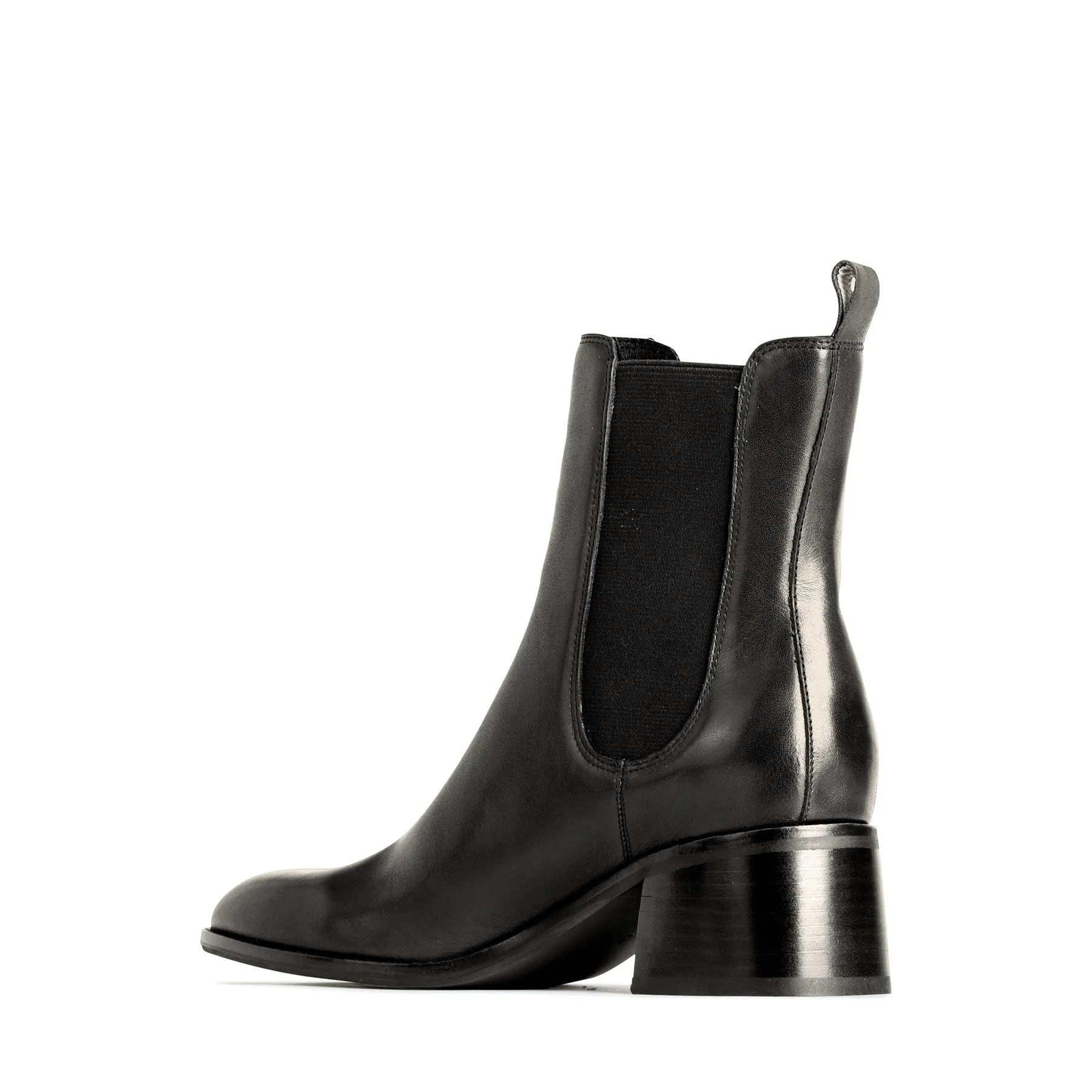 WYNN LEATHER ANKLE BOOTS